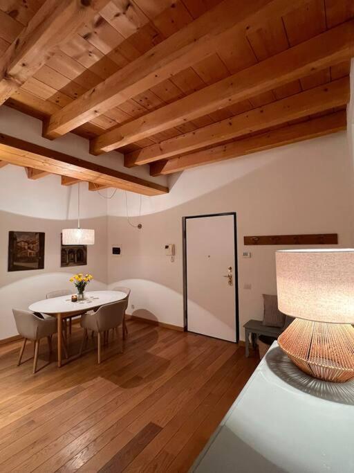 Il Bacio Apartment Комо Екстериор снимка
