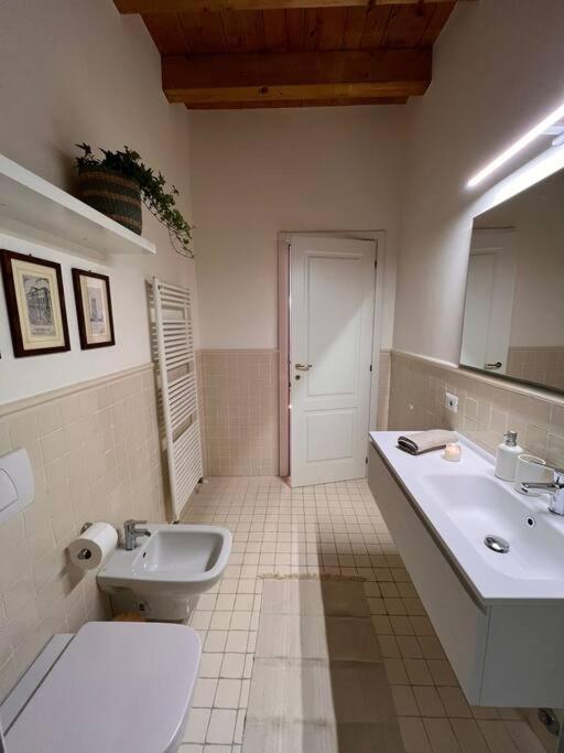 Il Bacio Apartment Комо Екстериор снимка