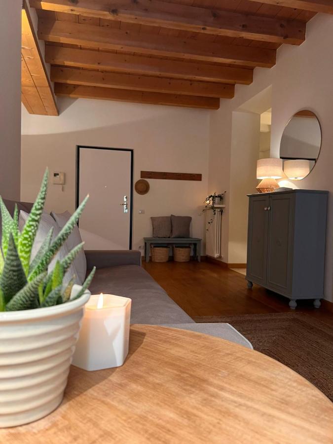 Il Bacio Apartment Комо Екстериор снимка